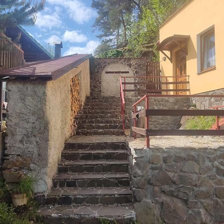 Ubytovani Pod Hradem Dobronice 111 Exterior foto